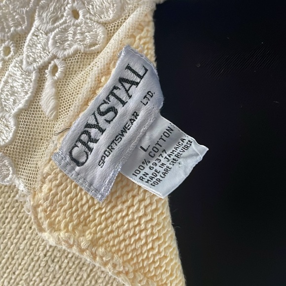 Crystal vintage Yellow Sweater with Lace Detail - Picture 6 of 6